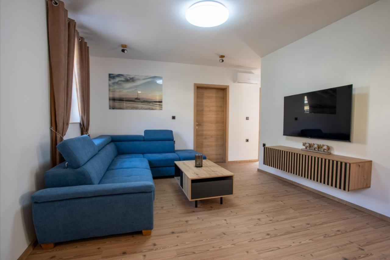 Landena Apartments Lendava Eksteriør bilde
