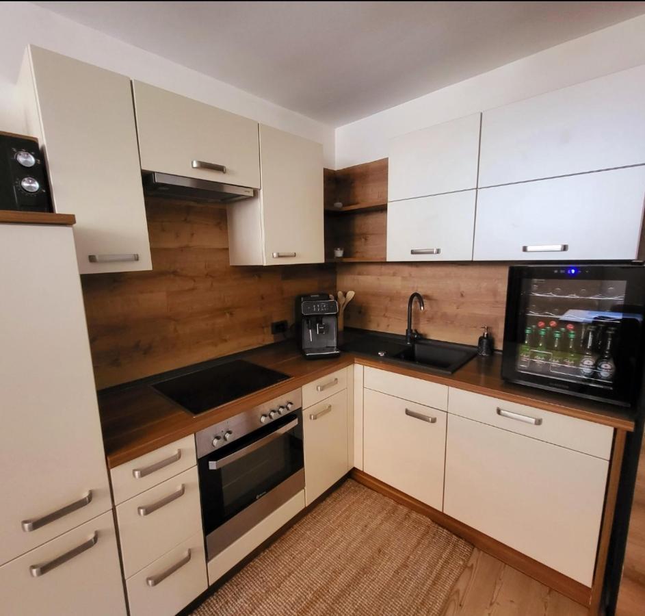 Landena Apartments Lendava Eksteriør bilde